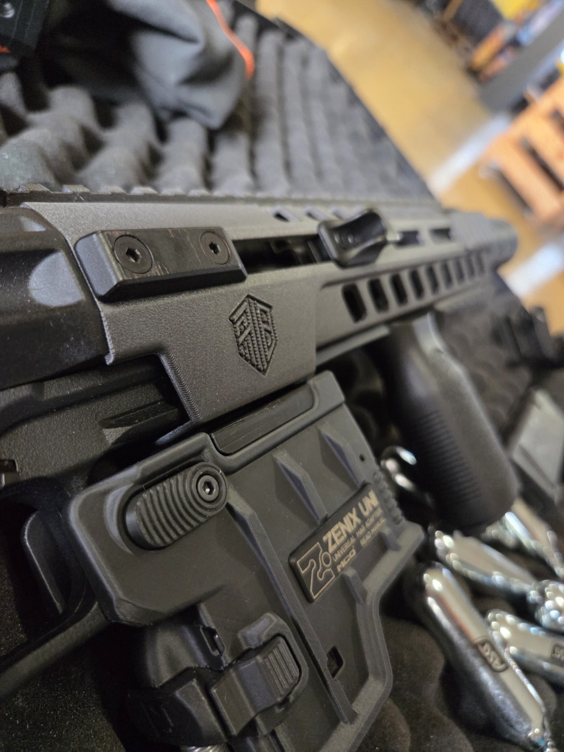 Detailaufnahme eines 3D-gedruckten Airsoft-Bauteils